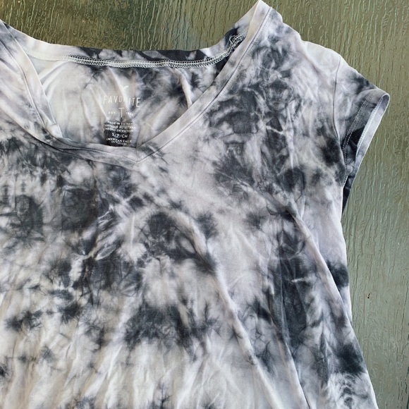 white and gray tie dye tee - Picture 8 of 8